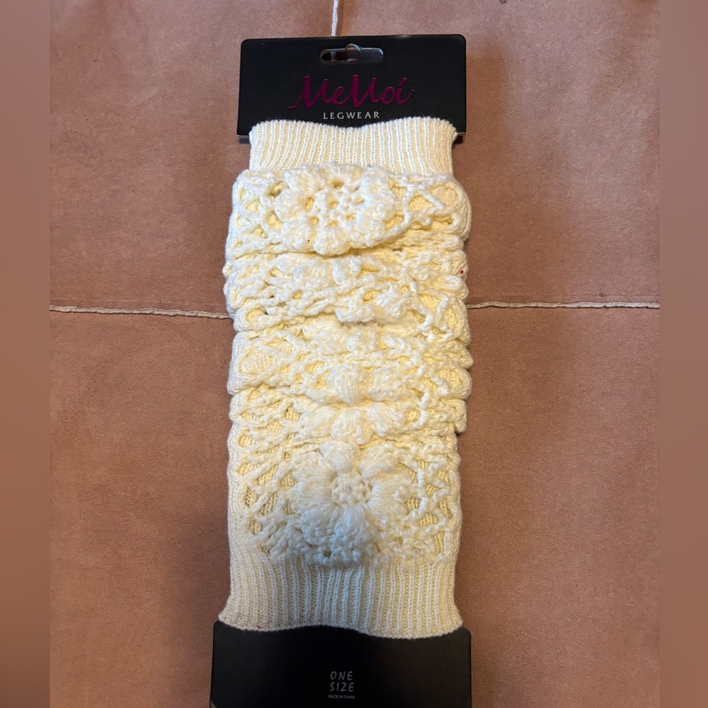 NWT MeMoi leg warmer/boot cuff